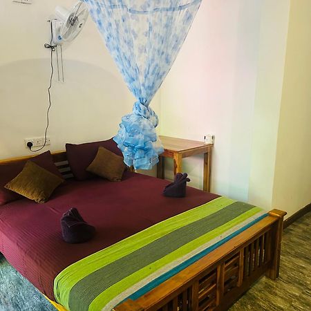 Pearl Bungalow ตรินโคมาลี ภายนอก รูปภาพ