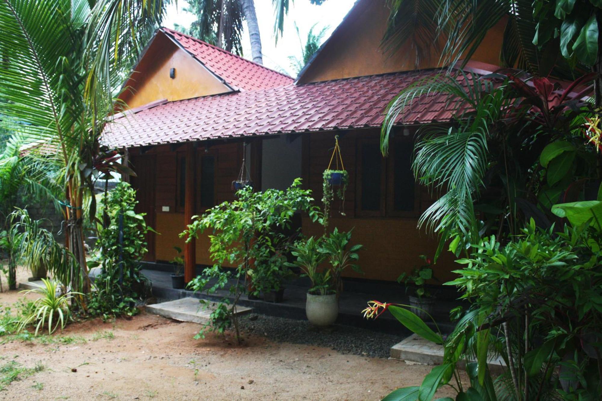 Pearl Bungalow ตรินโคมาลี ภายนอก รูปภาพ