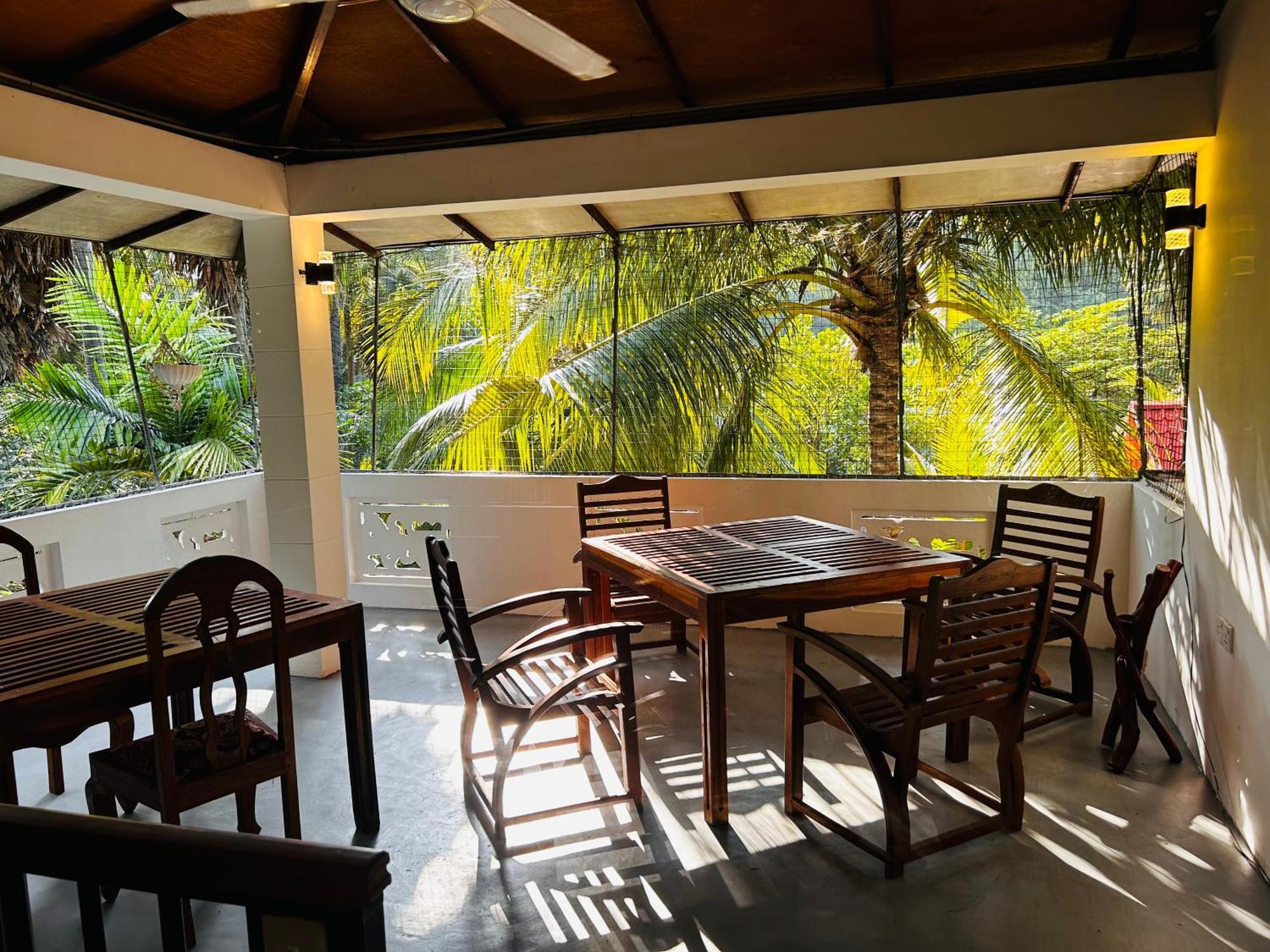 Pearl Bungalow ตรินโคมาลี ภายนอก รูปภาพ