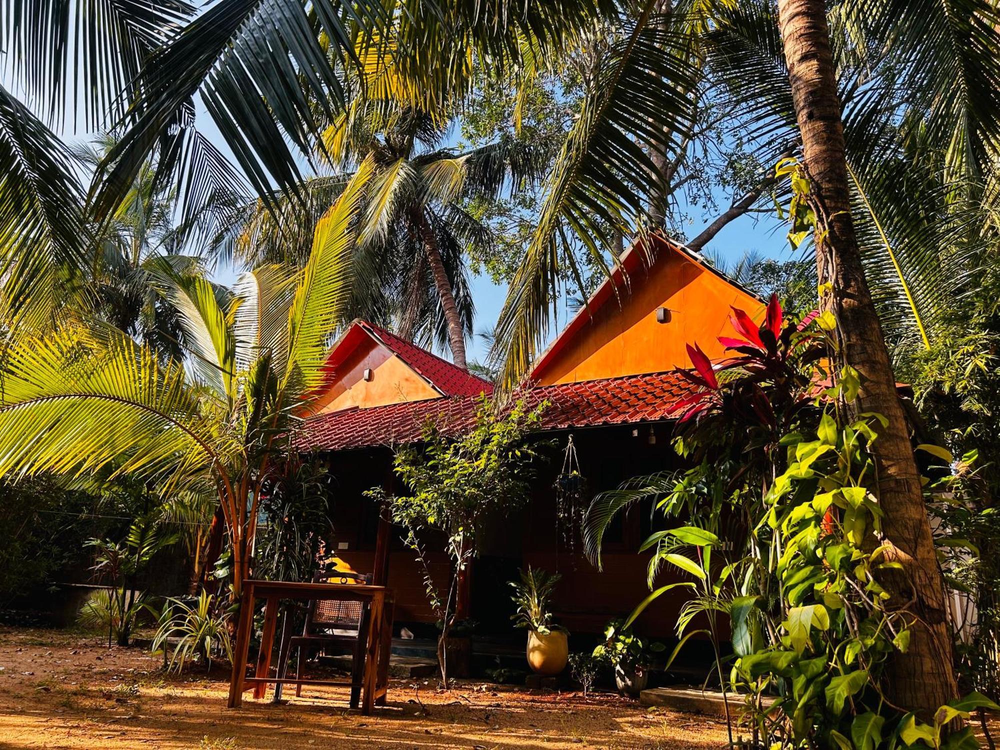 Pearl Bungalow ตรินโคมาลี ภายนอก รูปภาพ