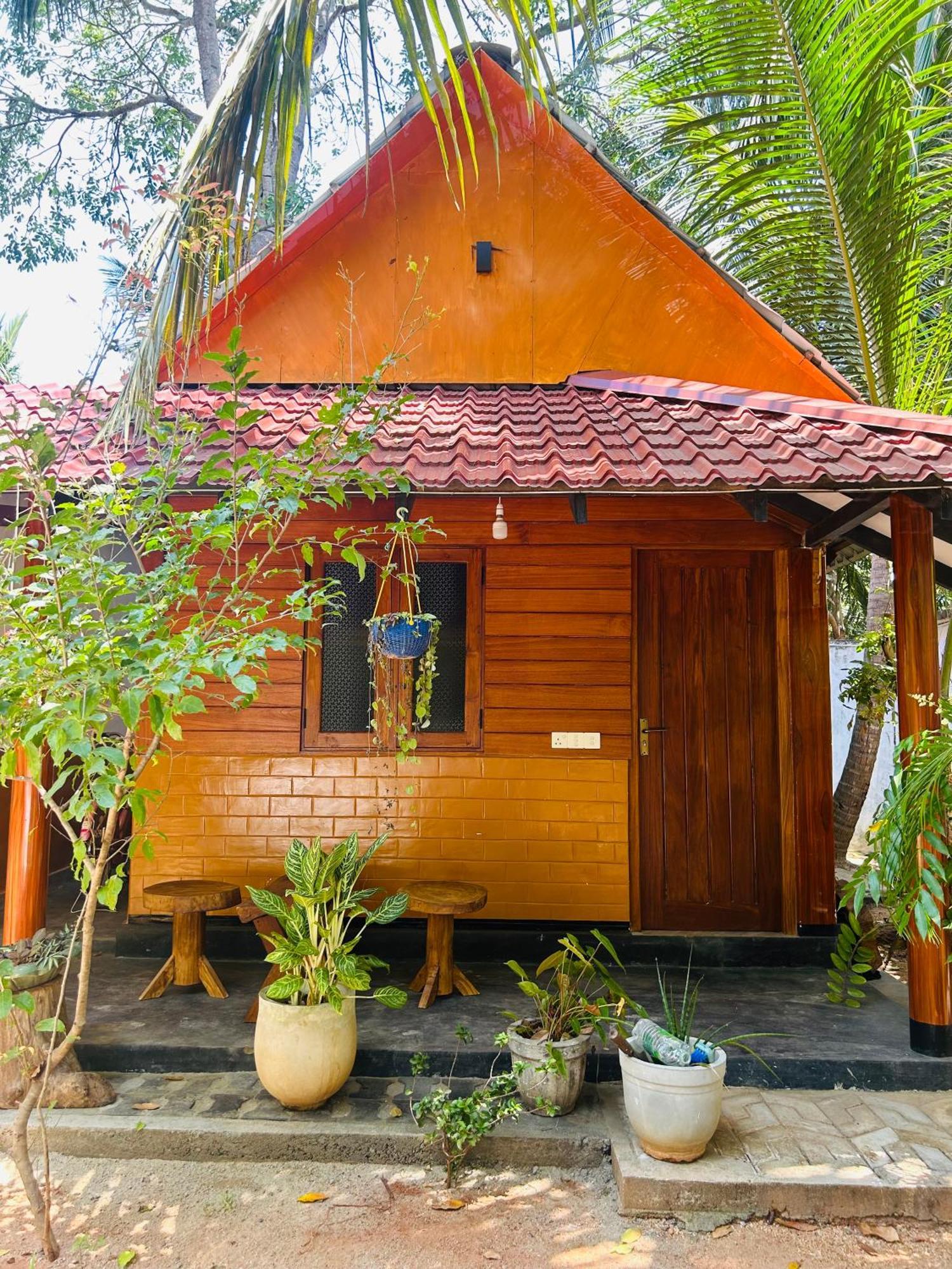Pearl Bungalow ตรินโคมาลี ภายนอก รูปภาพ